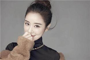 娱乐吃瓜林心如,娱乐圈的“吃瓜”女王，揭秘她的娱乐人生  第1张